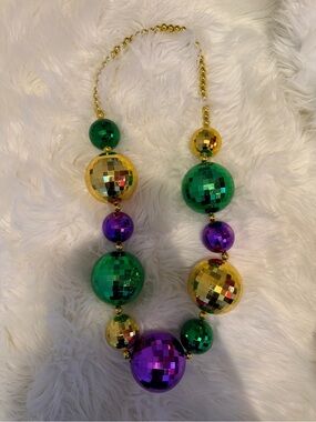 Mardi Gras Green Gold Purple Bead